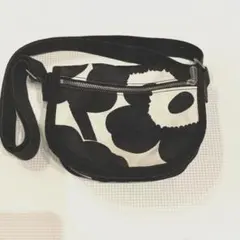 マリメッコ ショルダーバッグ　ウニッコ