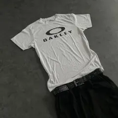 00s oakley gray print t shirt archive - メルカリ