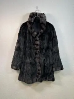 2026年最新】ロシアンリス 毛皮の人気アイテム - メルカリ