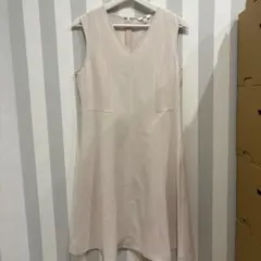 UNIQLO Vネックノースリーブワンピース フレア M
