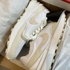 新品Nike スニーカー DM7604-100 ホワイト/ベージュ　ワッフルワン
