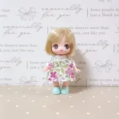 ぷちリカちゃん服　花柄ワンピース　ハンドメイドのサムネイル