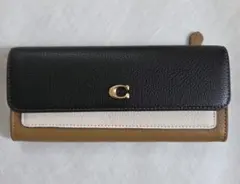 COACH ミラ ロングフラップ 長財布 ブラック×キャメル×ホワイト - メルカリ