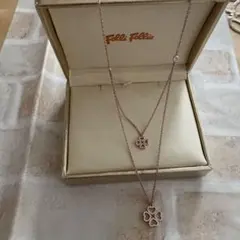 Folli Follie ハート型ネックレス