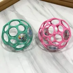 オーボール　ピンク　グリーン　ラトル　2個セットのサムネイル