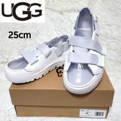 極美品❤️UGG アグ ストラタス STRATUS サンダル 25cm 白のサムネイル
