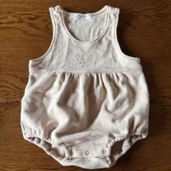 ピンクベージュ ロンパースのサムネイル