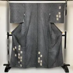 No.2832 未使用シリーズ正絹ブラック刺繍色紙訪問着　美品