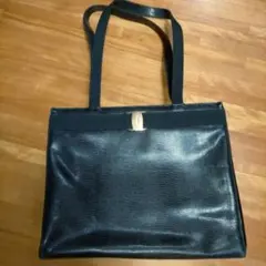 Item thumbnail for item 1e0fe238-5143-41b5-bf2b-e024a36803c2