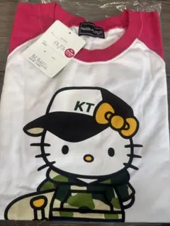 新品 Hello Kitty ラグランTシャツ Mサイズのサムネイル