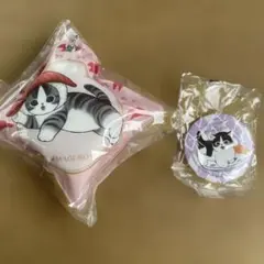 モフサンド✖️くら寿司　クッションチャーム　マグロ　＆　缶バッジ　サーモン