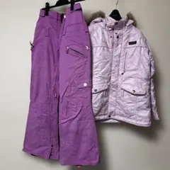 フェニックス（Phenix）のピンク色のスキーウェアジャケット上下セット