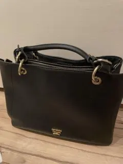 Samantha Thavasaハンドバックブラック