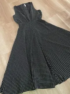 INGEBORG インゲボルグ ドットVネックジャンパースカート ロング 黒白