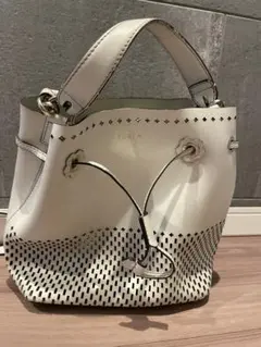 FURLA バケットバッグ ホワイト ポーチ付き
