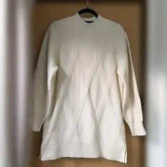 ホワイトケーブル編み ハイネックロングセーター　チュニック