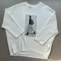 ホワイト 女性イラスト ドルマントレーナー