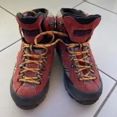 Item thumbnail for item 639c6c27-9e6d-4700-886b-5d2641cd4f0d