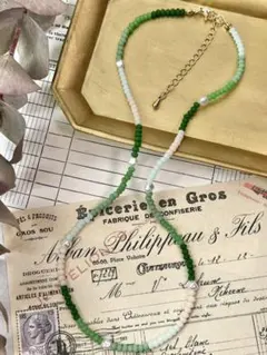 マットビーズとパールのネックレス