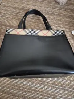 BURBERRY　ハンドバッグ　レディース　バッグのサムネイル