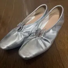 シルバー フラットシューズ・バレエシューズ