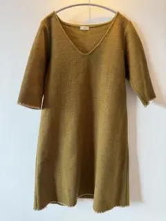 ina オリーブグリーン Vネック ニットワンピース