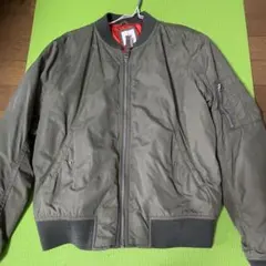 オリーブ MA-1スタイルジャケット