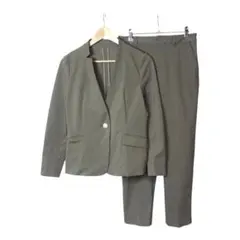 グリーンレーベルリラクシング　セットアップ　レディース　アースカラー　スーツ