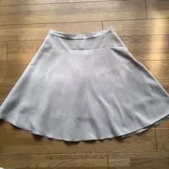 アンタイトル　ライトグレー フレアスカート サイドファスナー　サイズ1