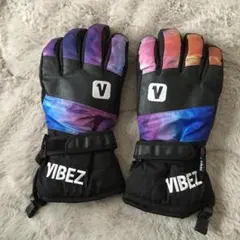 新品　VIBEZ スキー・スノーボードグローブ