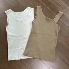 GU アイボリー ローリーズファームベージュ タンクトップ 2枚セットのサムネイル