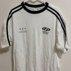 白 Tシャツ