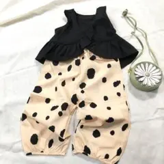 【新品】フリルトップス＆パンツ　セットアップ 120ｃｍ
