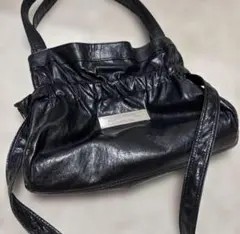 【韓国購入品】Matin Kim フェイクレザー シーシェル ミニバッグ
