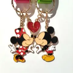 ミッキー＆ミニー ペアキーチェーン キーホルダー キス ハート ディズニーお揃い