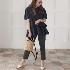donoban フリルTシャツ　ネイビー　フリーサイズのサムネイル
