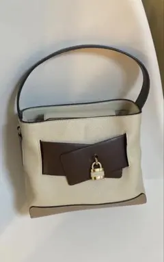 美品❗️ TRIDEEP ホワイト ブラウン ハンドバッグのサムネイル