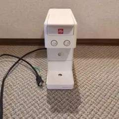 illy エスプレッソマシン ホワイト　コーヒーメーカーのサムネイル