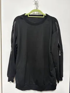【10月末まで】　黒　スウェット　ジッパー