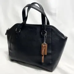 コーチ ロゴ 型押し チャーム シボ革 ハンドバッグ トートバッグ 大容量 黒