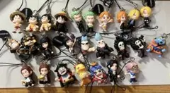 ワンピース　ストラップ　フィギュア　キーホルダー　26個