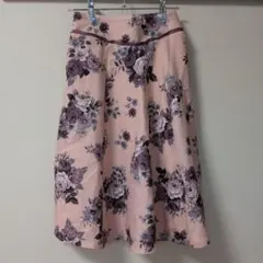 トッコクローゼット　花柄フレアスカート　yuiko コラボ　ラオニーのサムネイル