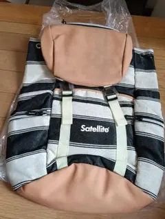 satellite バック リュックのサムネイル
