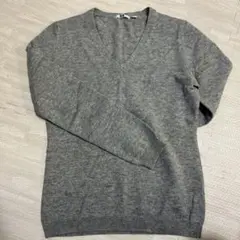 ユニクロ グレー Vネック カシミヤセーター