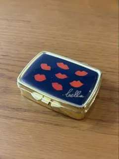 鏡付き小物入れ キスマーク