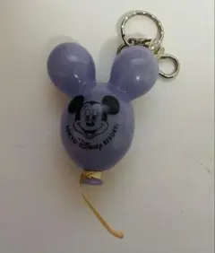 ディズニーリゾート　ハロウィン限定　ミッキー　バルーン　キーホルダー　紫