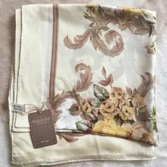 未使用　シルク　スカーフ　絹100%