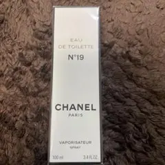 No.19 オードトワレ 100ml 香水