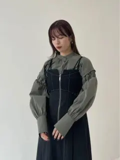 united tokyo ボリュームスリーブギャザーブラウス 美品