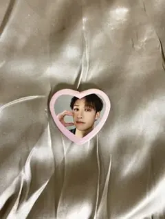 スキズ　バンチャン　展覧会　缶バッジ